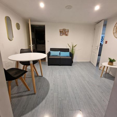 Chambre Chez L Habitant Petit Dejeuner Compris Fréjus Buitenkant foto
